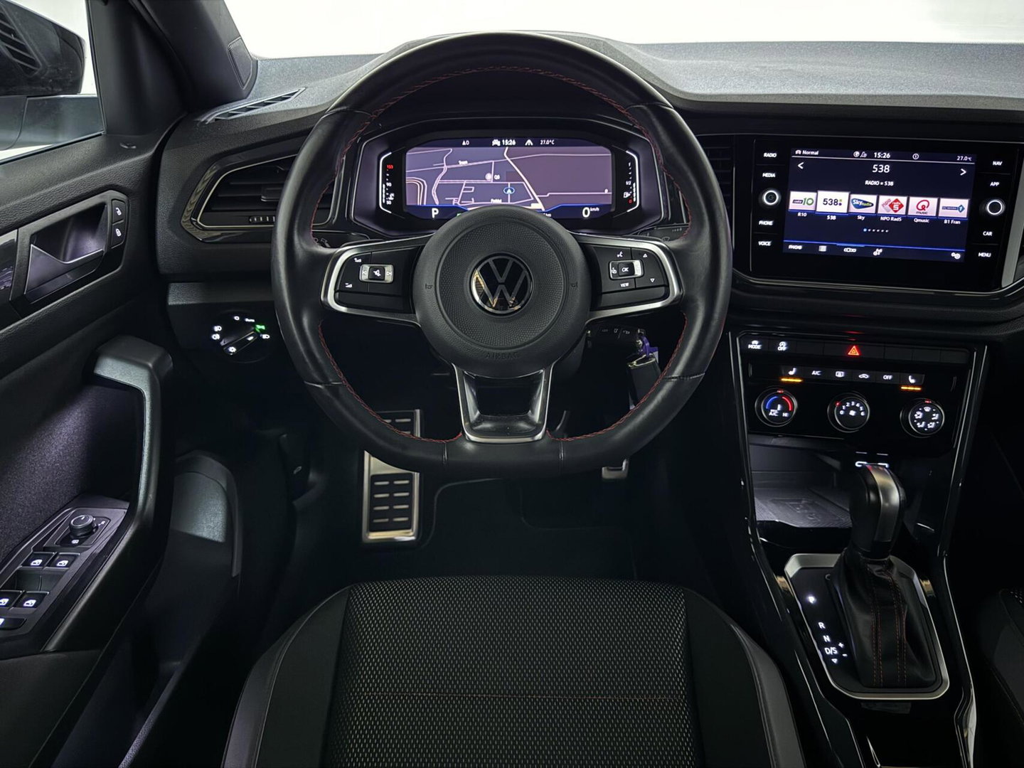 Volkswagen T-Roc 1.5 TSI Sport Virtual DSG CarPlay Camera Cruise