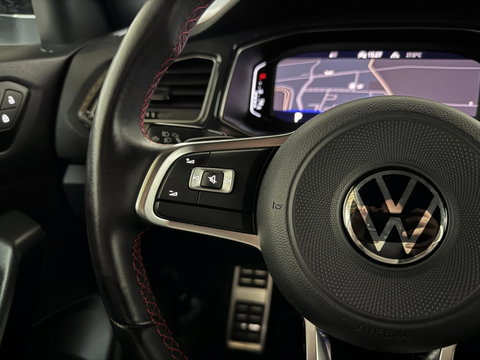 Volkswagen T-Roc 1.5 TSI Sport Virtual DSG CarPlay Camera Cruise