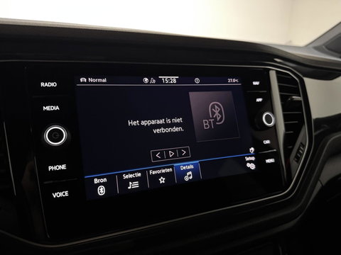Volkswagen T-Roc 1.5 TSI Sport Virtual DSG CarPlay Camera Cruise
