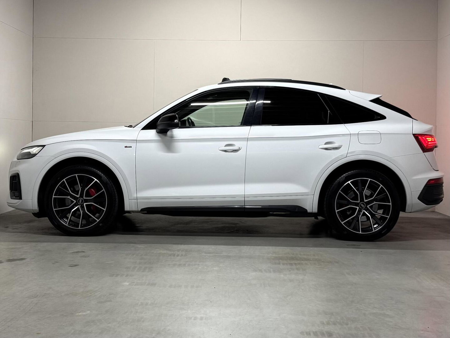 Audi Q5 Sportback 55 TFSIe S-Line Pano Luchtver. Virtual Sfeer