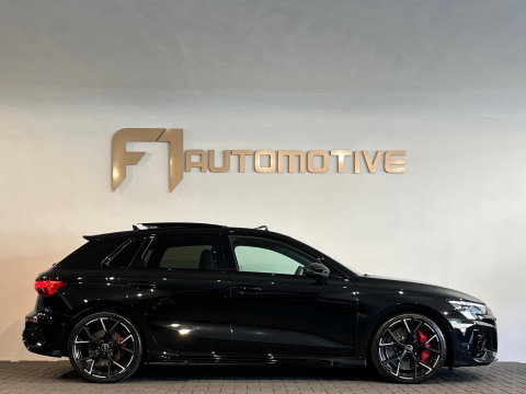Audi RS3 Sportback 2.5 TFSI quattro Pano|HuD|Memory|Massage
