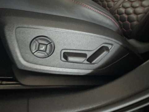 Audi RS3 Sportback 2.5 TFSI quattro Pano|HuD|Memory|Massage
