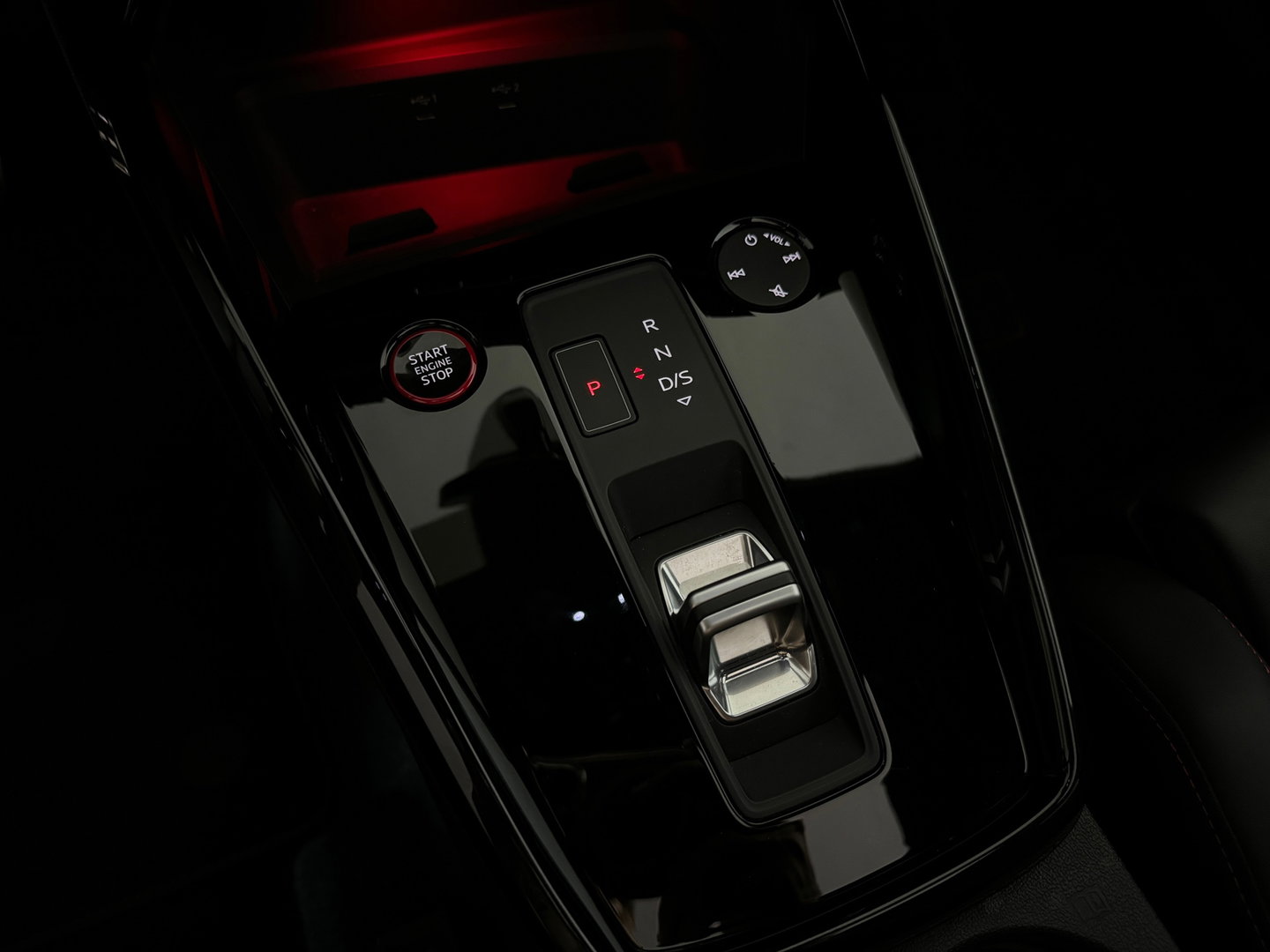 Audi RS3 Sportback 2.5 TFSI quattro Pano|HuD|Memory|Massage