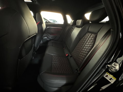 Audi RS3 Sportback 2.5 TFSI quattro Pano|HuD|Memory|Massage