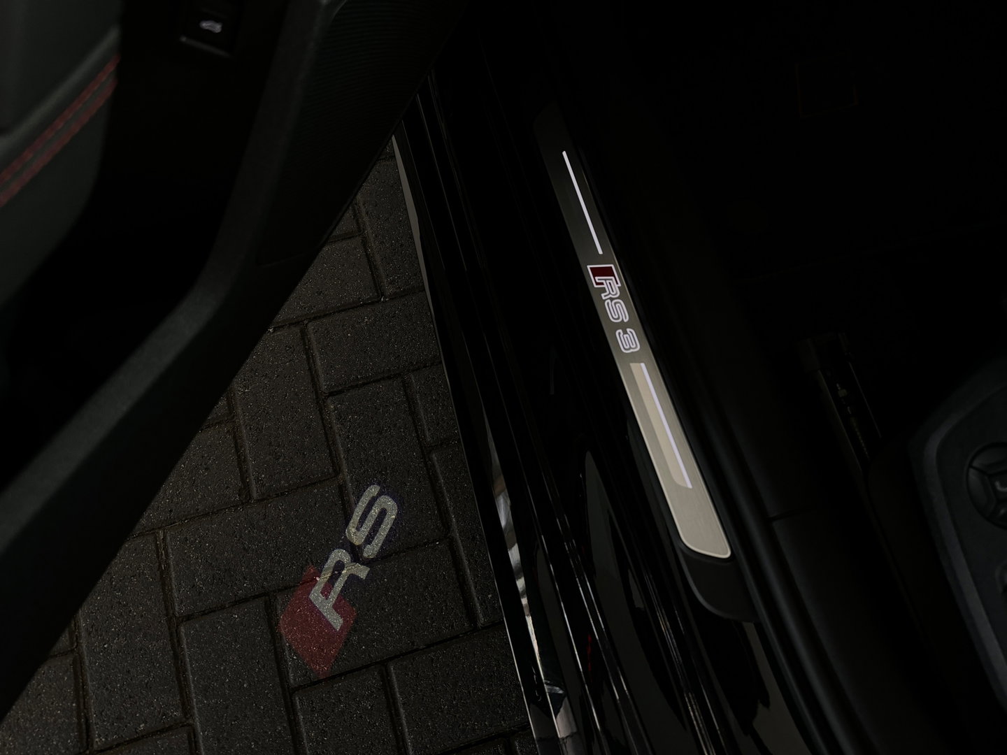 Audi RS3 Sportback 2.5 TFSI quattro Pano|HuD|Memory|Massage