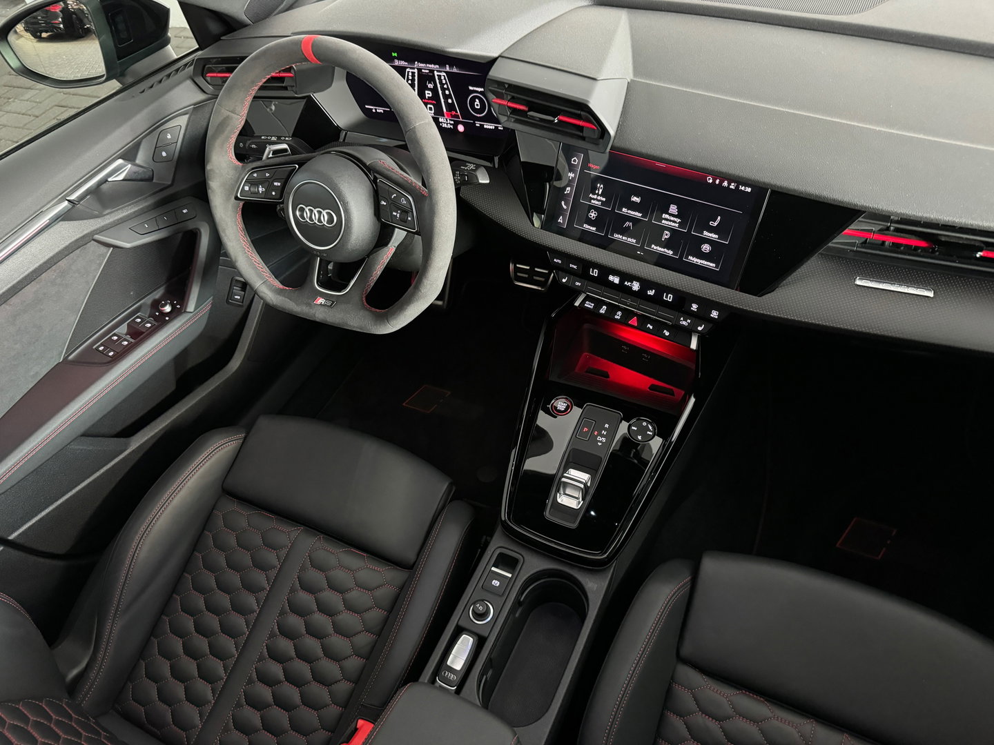 Audi RS3 Sportback 2.5 TFSI quattro Pano|HuD|Memory|Massage
