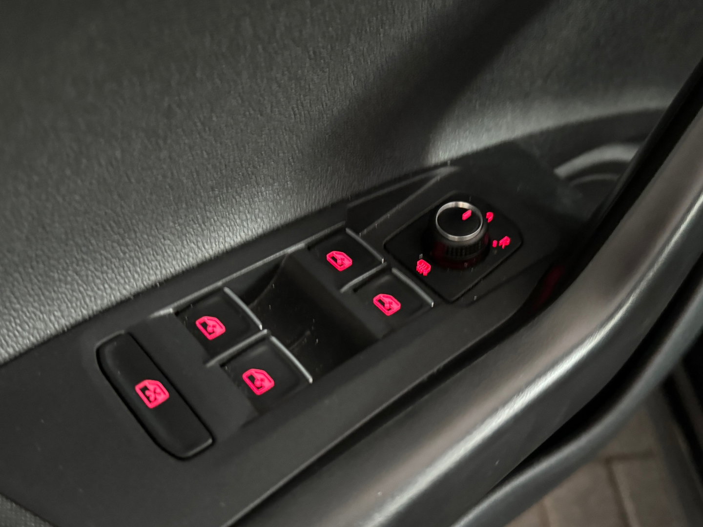 Volkswagen Polo 2.0 TSI GTI Pano|CarPlay|Beats|Stoelverwarming