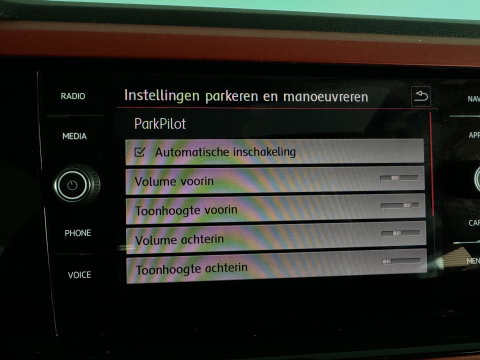 Volkswagen Polo 2.0 TSI GTI Pano|CarPlay|Beats|Stoelverwarming