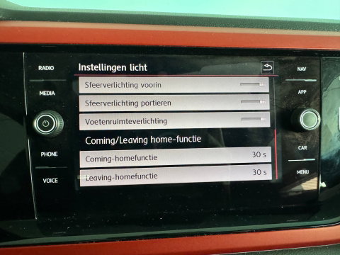 Volkswagen Polo 2.0 TSI GTI Pano|CarPlay|Beats|Stoelverwarming