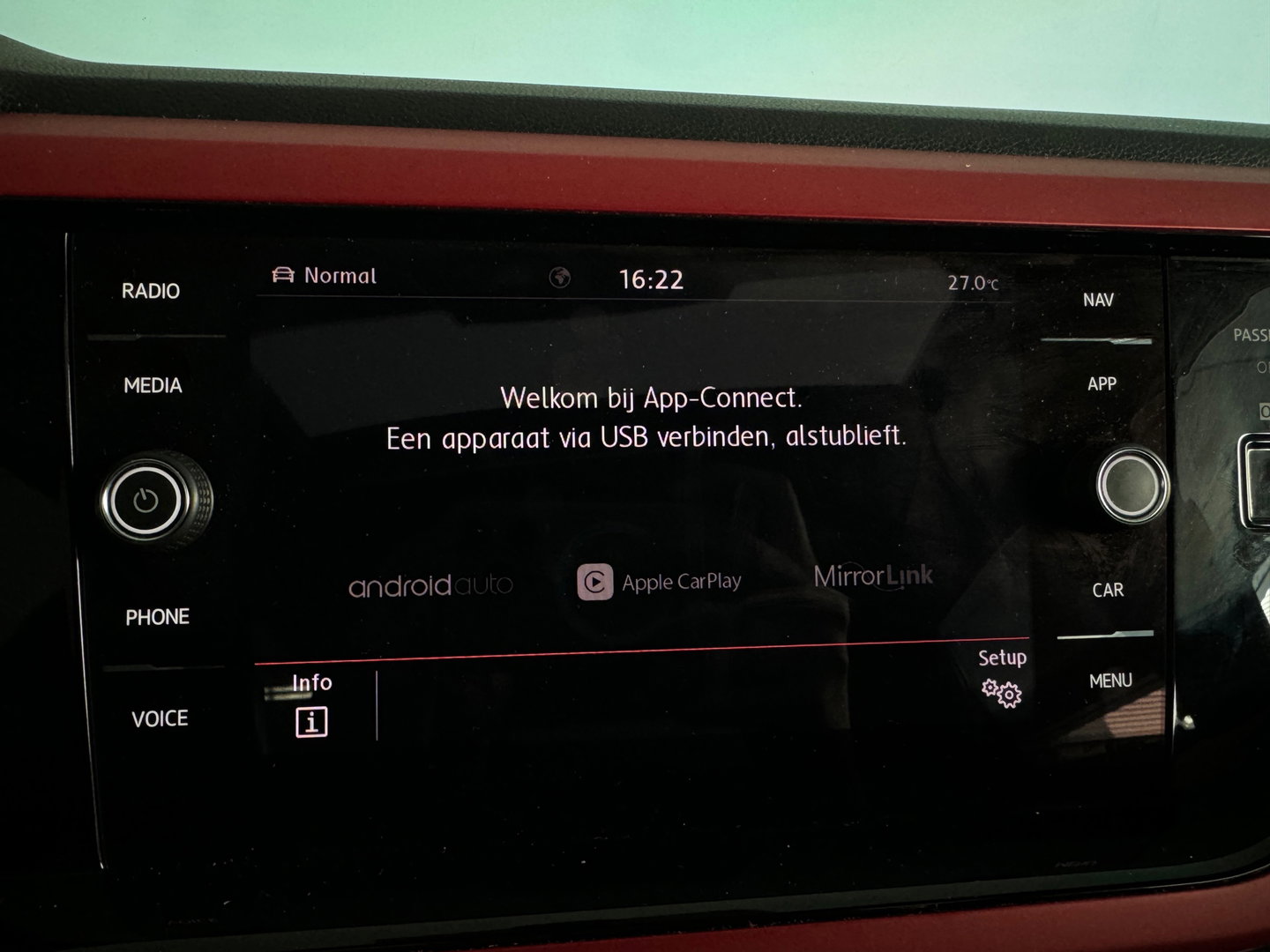 Volkswagen Polo 2.0 TSI GTI Pano|CarPlay|Beats|Stoelverwarming