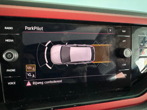 Volkswagen Polo 2.0 TSI GTI Pano|CarPlay|Beats|Stoelverwarming