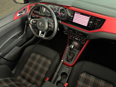 Volkswagen Polo 2.0 TSI GTI Pano|CarPlay|Beats|Stoelverwarming