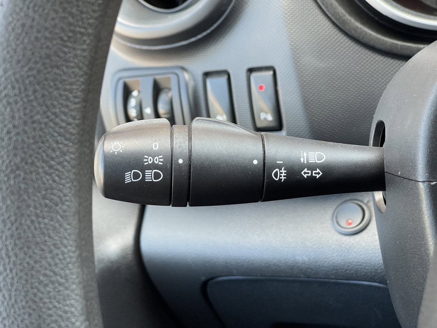Renault Trafic 2.0 dCi 145 T29 L1H1 Comfort | Dubbele Schuifdeur | Automaat | LED | Airconditioning | Bluetooth | Bijrijdersbank |