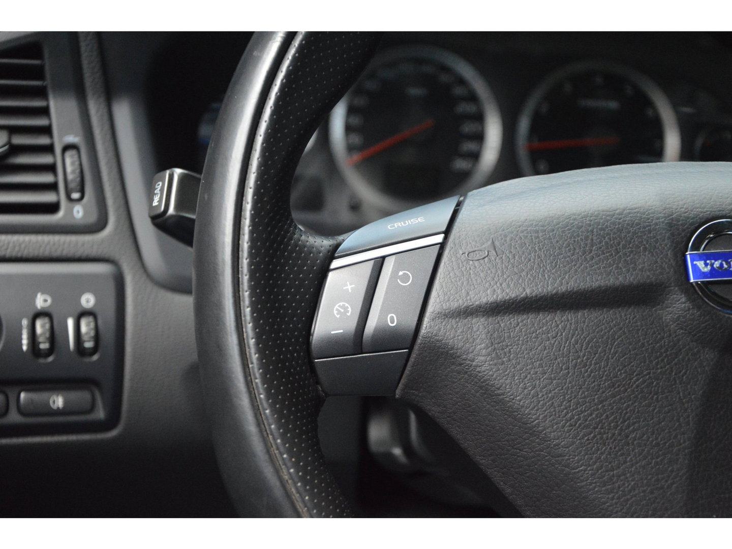Volvo S60 2.0T Summum | Panoramdak | Perfect onderhouden | Benzine/LPG | Leer | Automaat | Cruise |