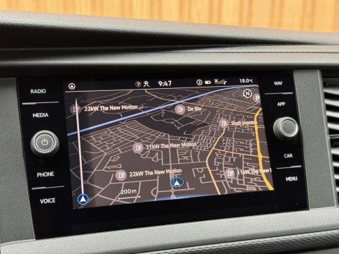 Volkswagen Transporter Kombi 2.0 TDI L2H1 Comfortline | 8 Persoons | Apple Carplay | DAB | Parkeersensoren | Bluetooth | Cruise Control |