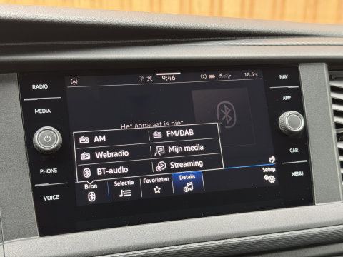 Volkswagen Transporter Kombi 2.0 TDI L2H1 Comfortline | 8 Persoons | Apple Carplay | DAB | Parkeersensoren | Bluetooth | Cruise Control |