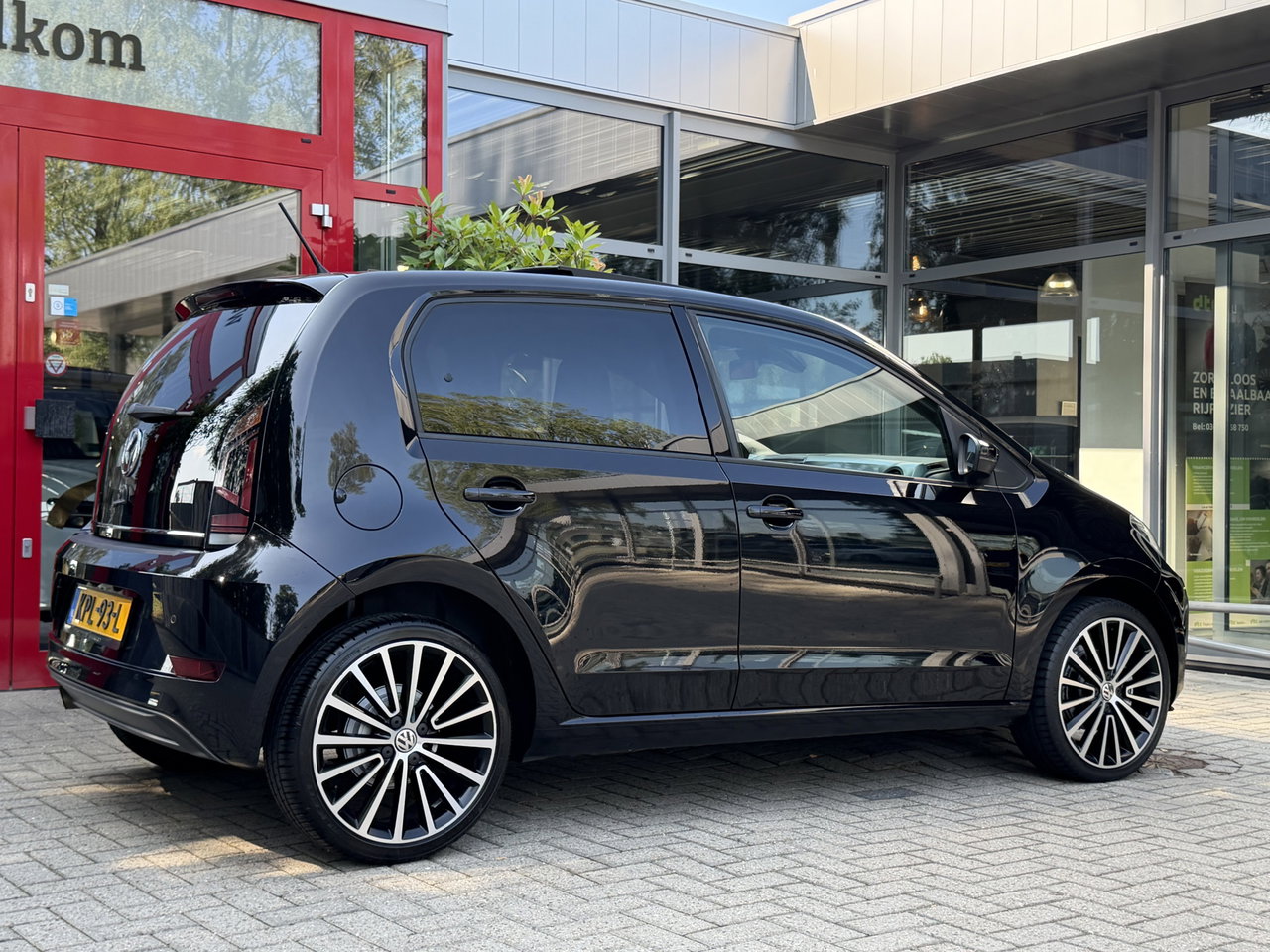 Volkswagen up!