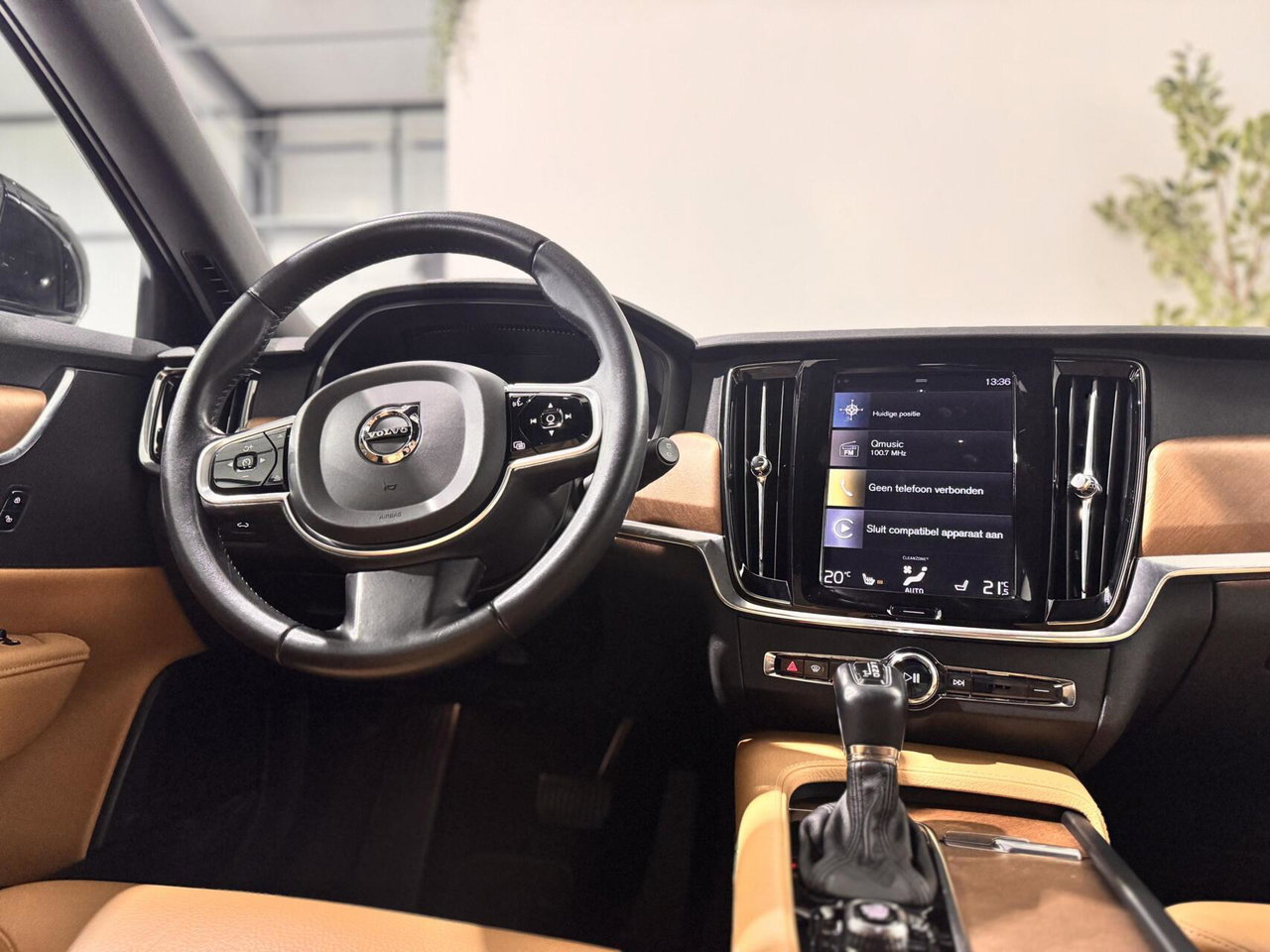 Volvo V90