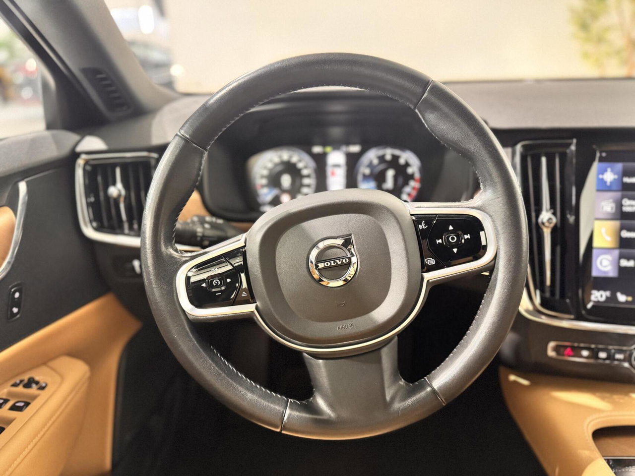 Volvo V90