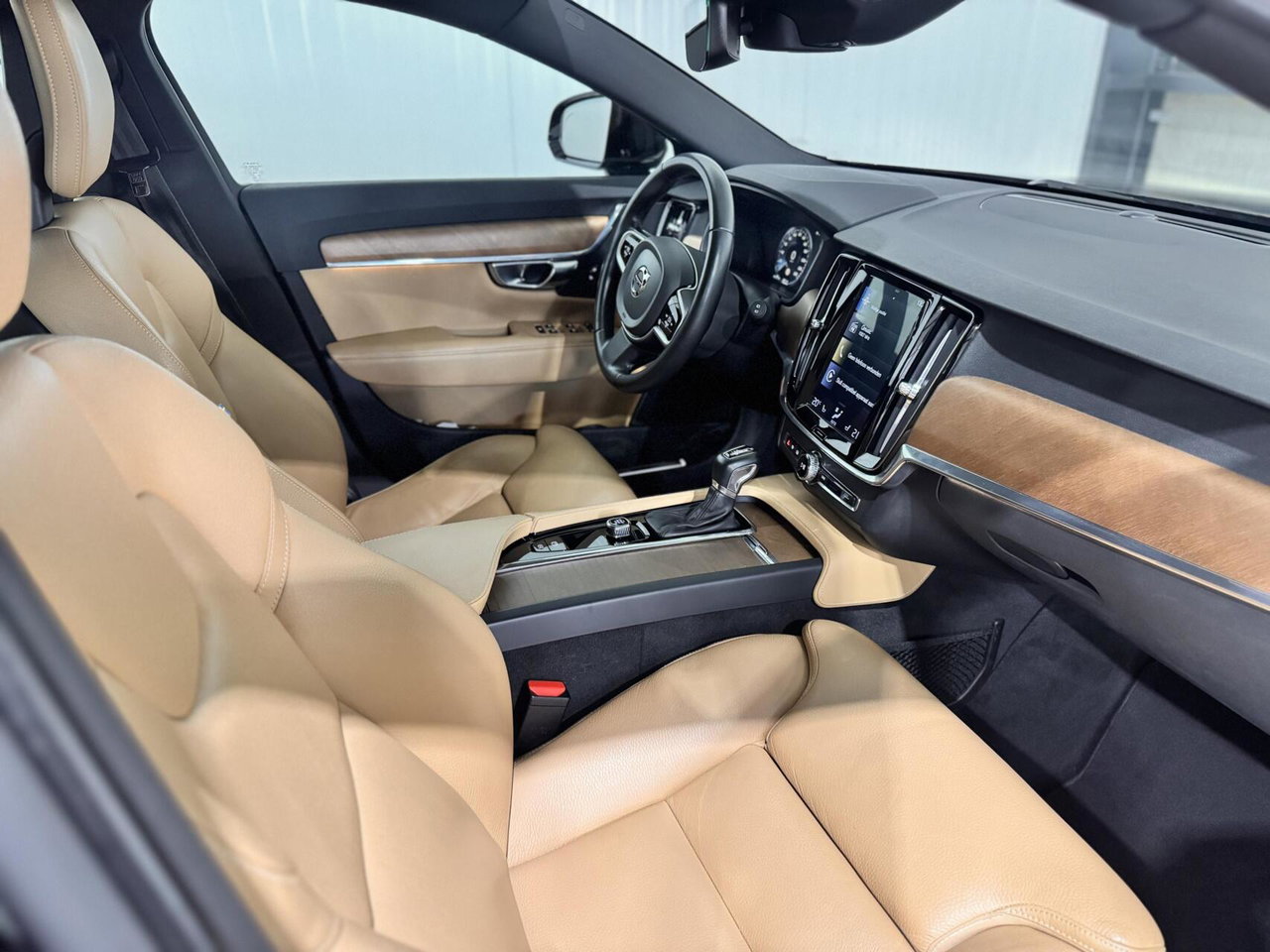 Volvo V90