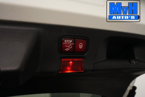 Mercedes-Benz CLA Shooting Brake 180 Business Solution AMG