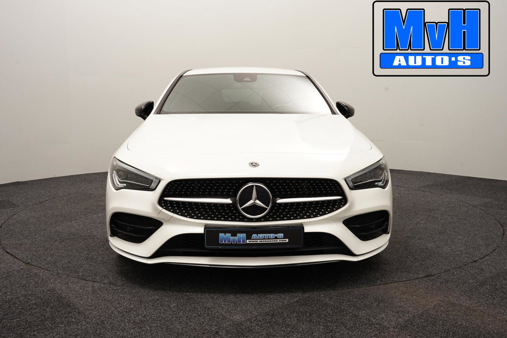 Mercedes-Benz CLA Shooting Brake 180 Business Solution AMG