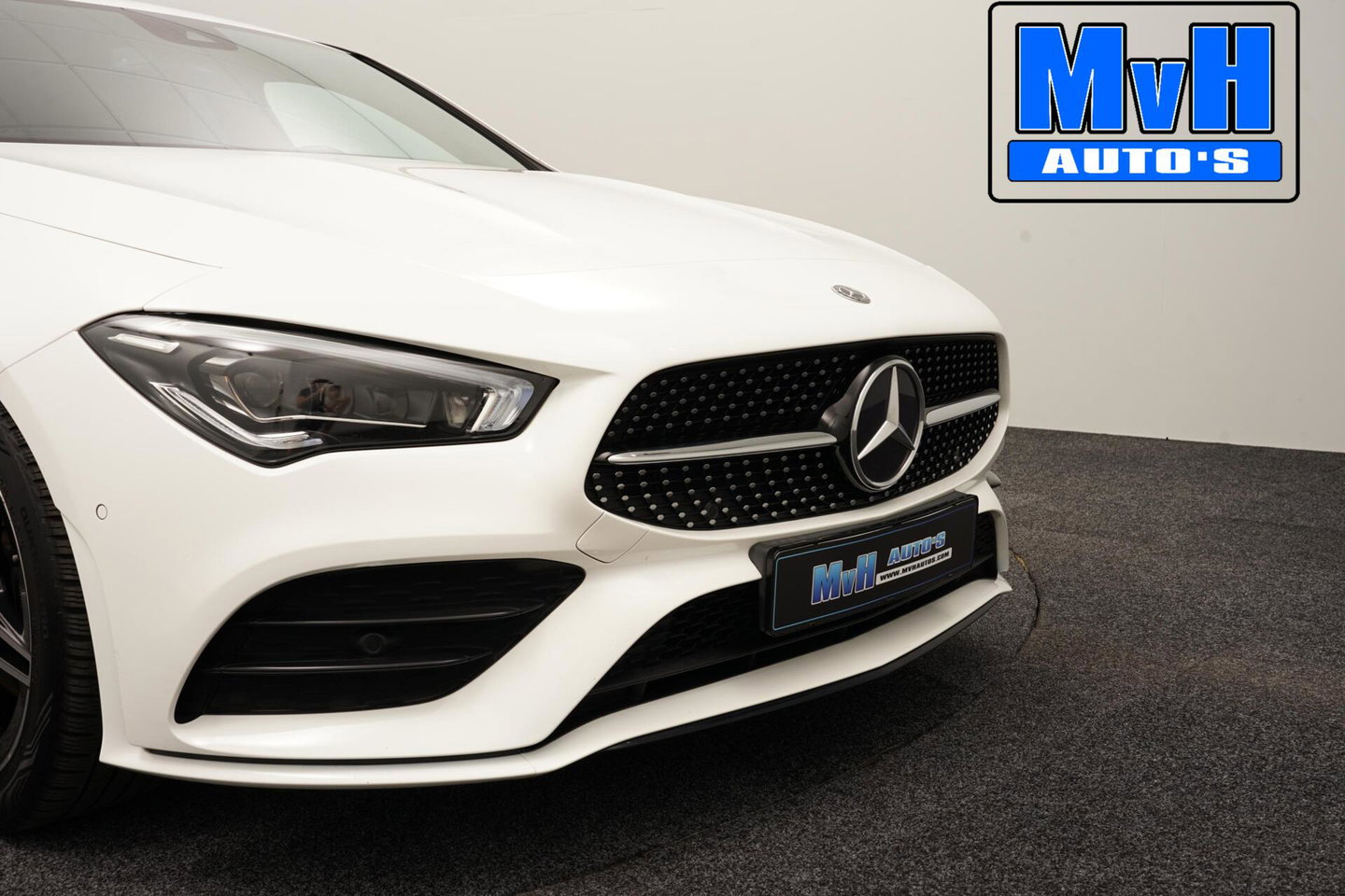 Mercedes-Benz CLA Shooting Brake 180 Business Solution AMG