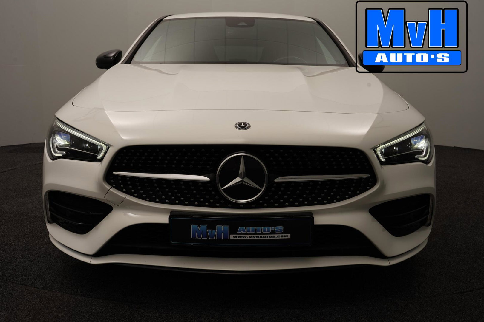 Mercedes-Benz CLA Shooting Brake 180 Business Solution AMG