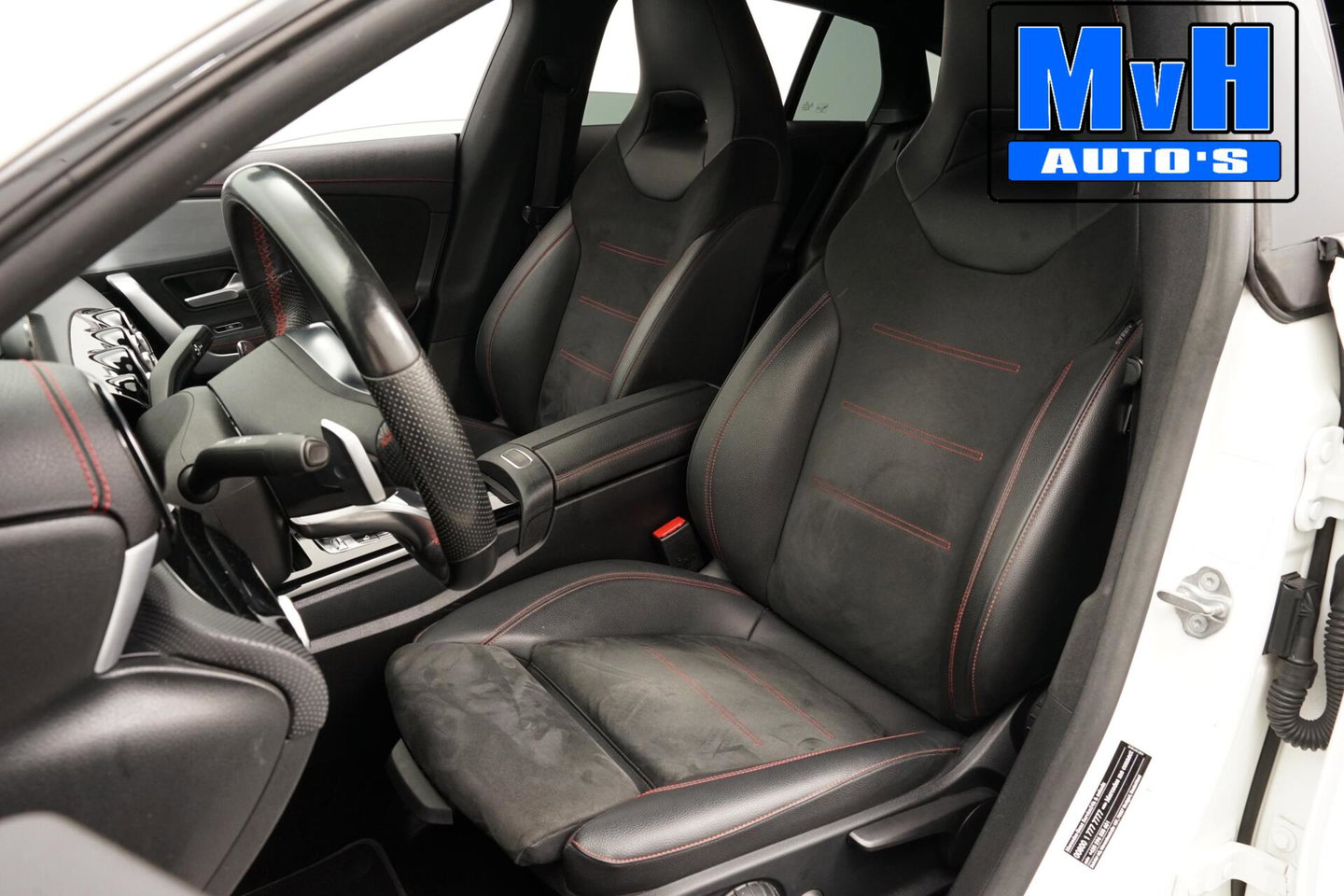 Mercedes-Benz CLA Shooting Brake 180 Business Solution AMG