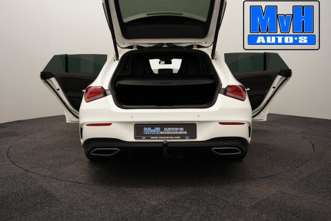 Mercedes-Benz CLA Shooting Brake 180 Business Solution AMG