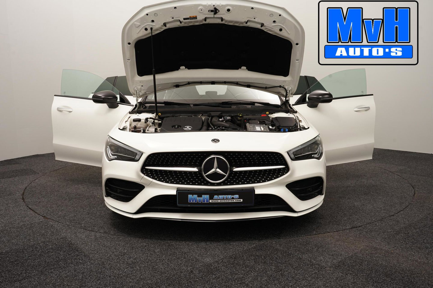 Mercedes-Benz CLA Shooting Brake 180 Business Solution AMG