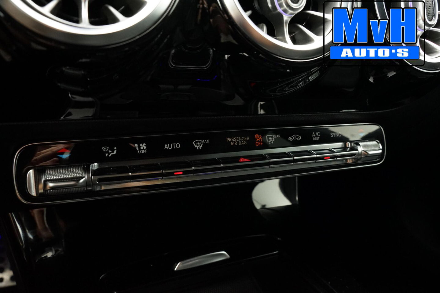 Mercedes-Benz CLA Shooting Brake 180 Business Solution AMG