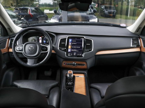 Volvo XC90 2.0 T8 Recharge AWD Inscription Exclusive 7p. Panoramadak