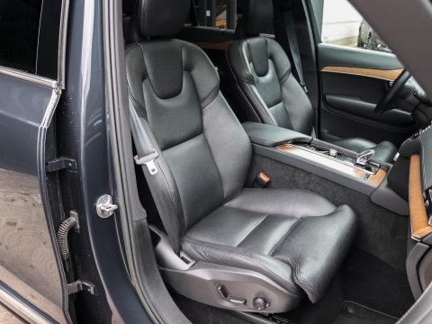 Volvo XC90 2.0 T8 Recharge AWD Inscription Exclusive 7p. Panoramadak