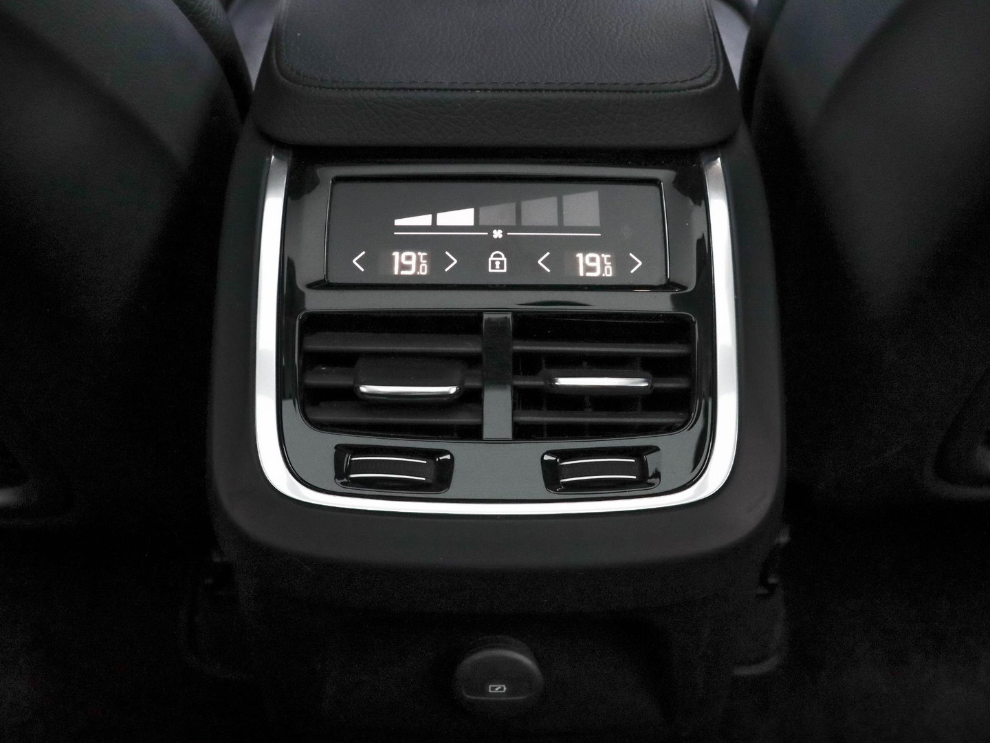 Volvo XC90 2.0 T8 Recharge AWD Inscription Exclusive 7p. Panoramadak