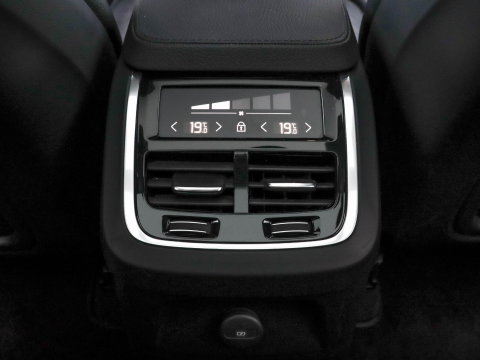 Volvo XC90 2.0 T8 Recharge AWD Inscription Exclusive 7p. Panoramadak