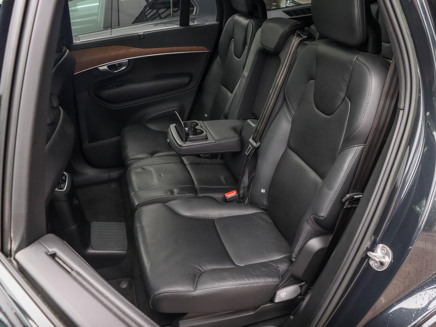 Volvo XC90 2.0 T8 Recharge AWD Inscription Exclusive 7p. Panoramadak