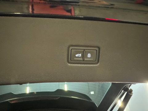 Audi Q8 55 TFSI quattro S Line Pano|RS Seat|HuD|B&O|360c 3D