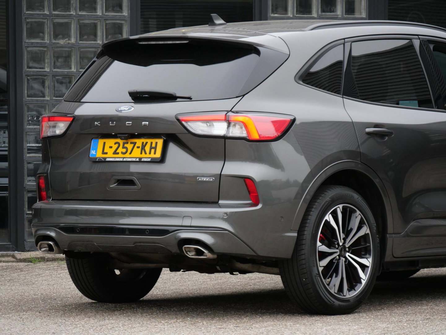 Ford Kuga PHEV ST-LINE X/ DRIVER ASSISTANCE PACK/ WINTER PACK/ DESIGN PACK/ HEAD-UP/ 19INCH VELGEN