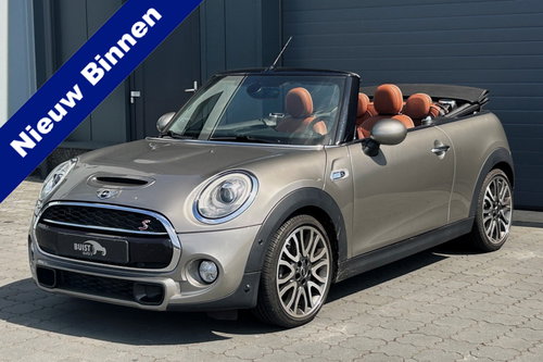 MINI Cooper S Cabrio