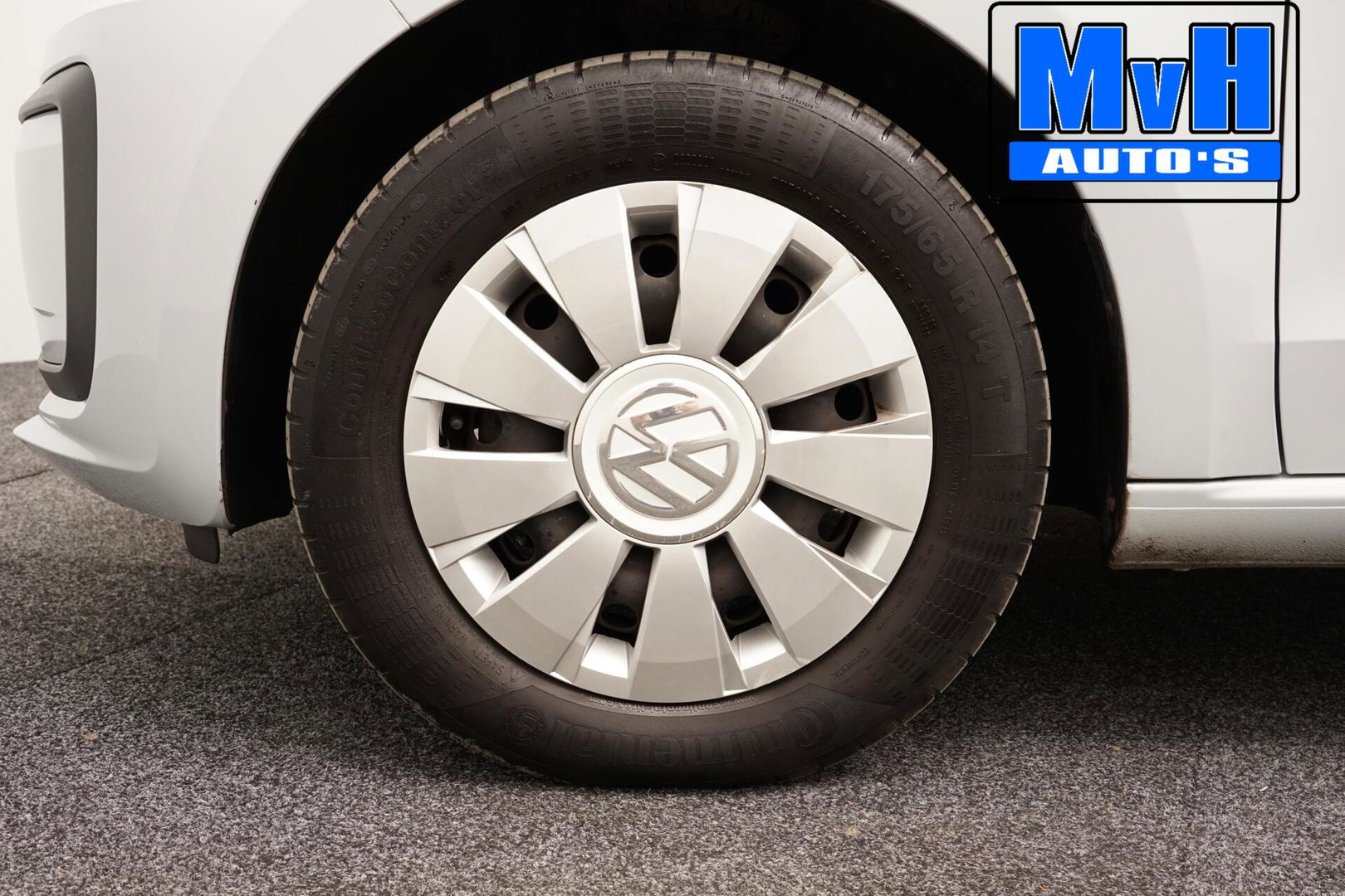 Volkswagen up! 1.0 BMT move up!|BLUETOOTH|AIRCO|DAB|ORG.NL