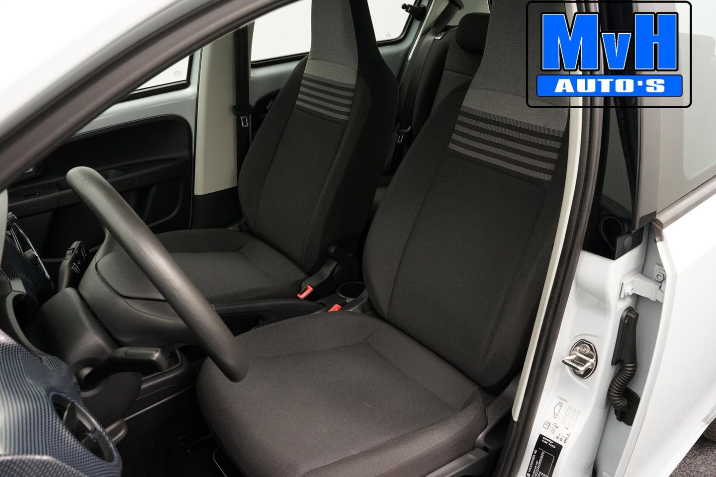Volkswagen up! 1.0 BMT move up!|BLUETOOTH|AIRCO|DAB|ORG.NL