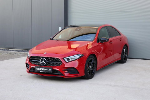 Mercedes-Benz A-Klasse 200 Launch Edition AMG / Night Pakket / Keyless Go / Standkachel / Sfeerverlichting / Stoelverwarming
