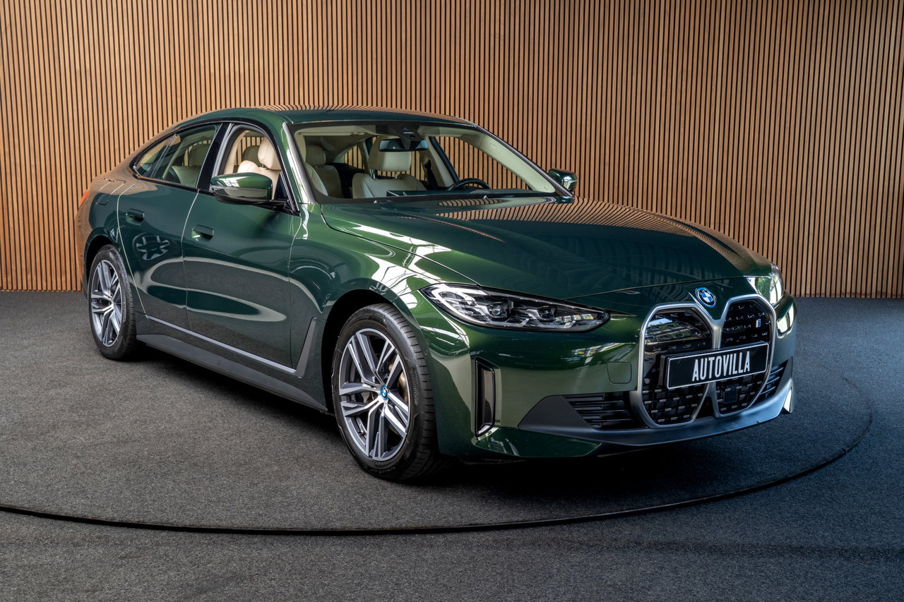 BMW i4