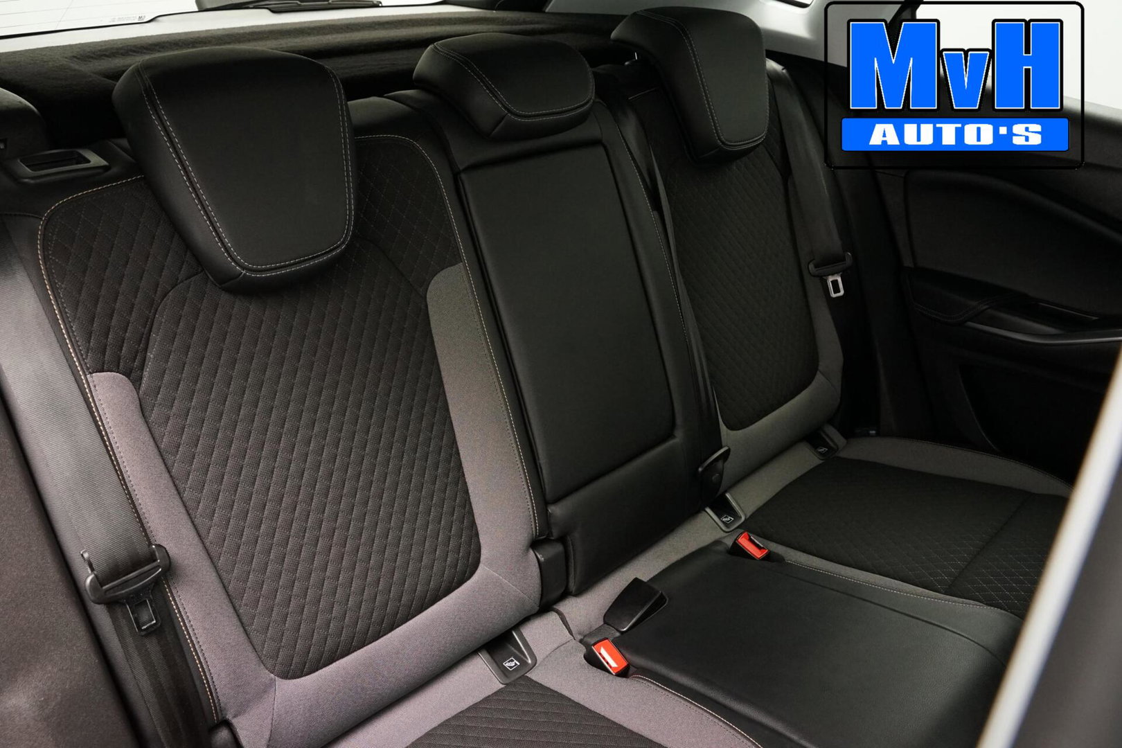 Opel Grandland X 1.2 Turbo Ultimate|LUXE!|360°CAM|TREKH|NAP