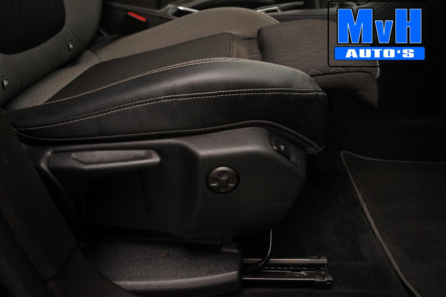 Opel Grandland X 1.2 Turbo Ultimate|LUXE!|360°CAM|TREKH|NAP