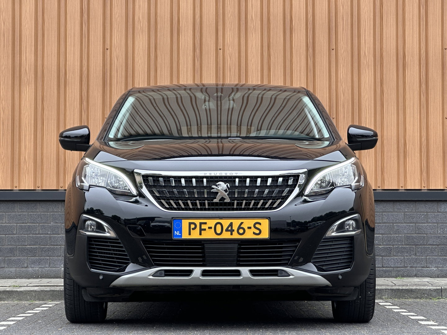 Peugeot 3008 1.2 PureTech Blue Lease Premium | Achteruitrijcamera | Afneembare Trekhaak | Cruise Control | Apple Carplay | Parkeersensoren | Keyless | Android Auto