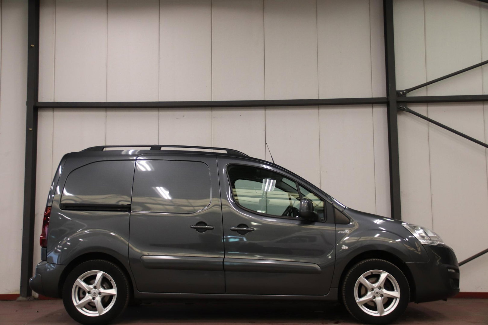 Citroën Berlingo 1.6 BlueHDI AUTOMAAT 3 PERS EURO 6 AIRCO TREKHAAK