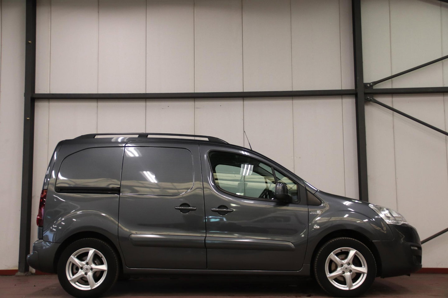 Citroën Berlingo 1.6 BlueHDI AUTOMAAT 3 PERS EURO 6 AIRCO TREKHAAK