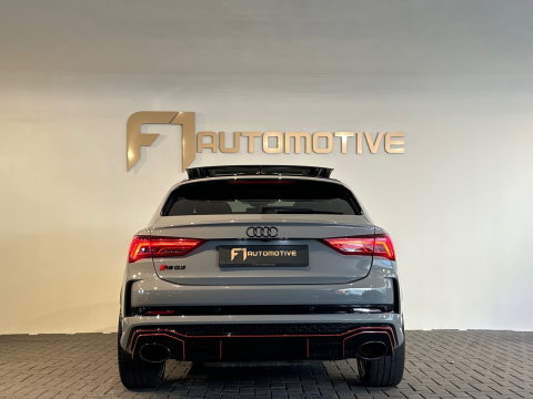 Audi RSQ3 Sportback 2.5 TFSI Pano|RS Seat|Trekhaak|Sfeer|VOL